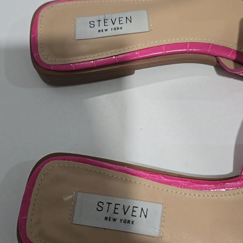 STEVEN NEW YORK Pink Croc-Embossed Slide Sandals - Picture 2 of 7